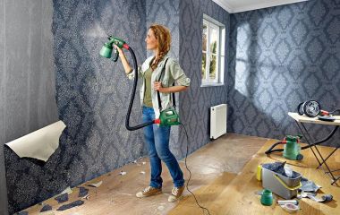 Поради зі зняття шпалер